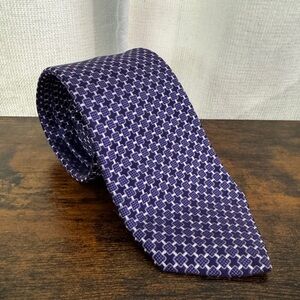 Hugo Boss Micro Geometric Purple Silk Tie Made In Italy Modern Slim